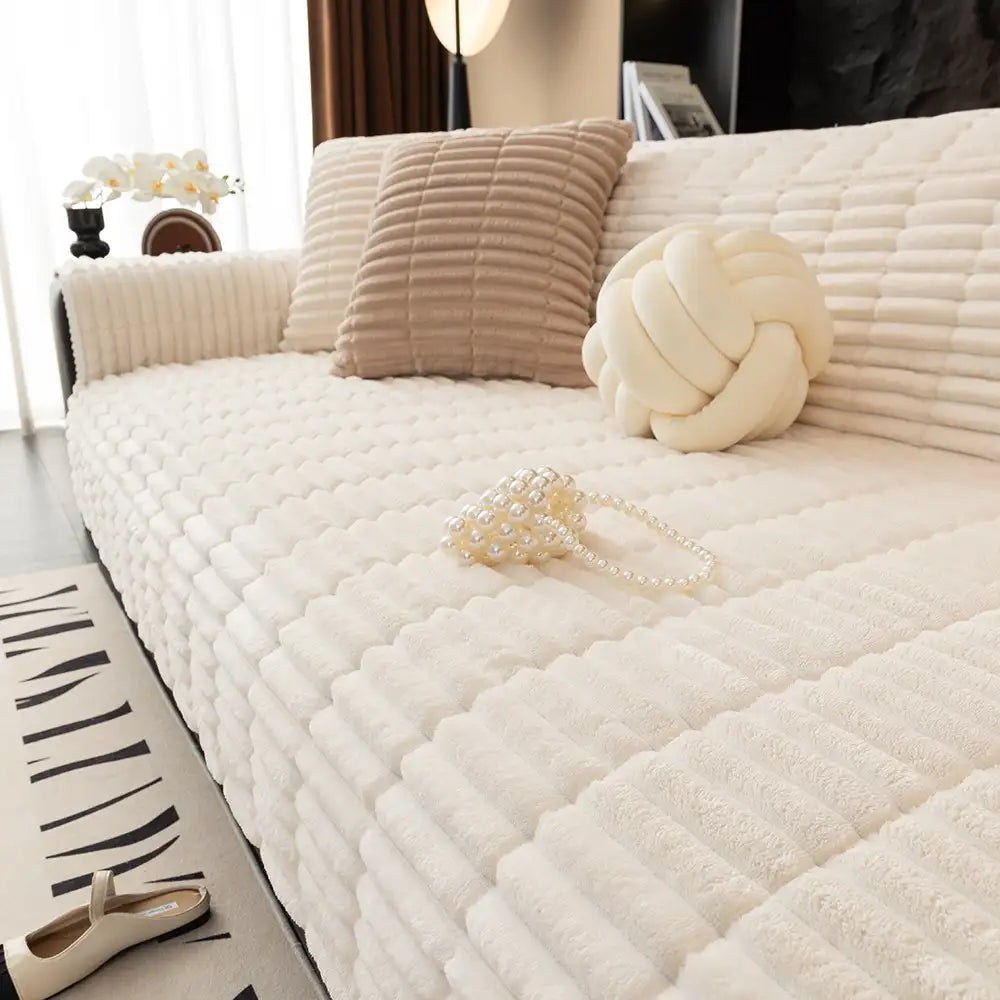 One-Piece Cosy Flannel Sofa Protection Non-Slip Sofa Cover