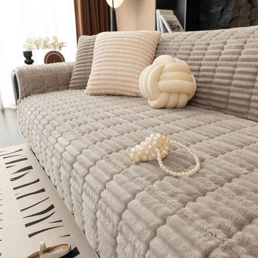 One-Piece Cosy Flannel Sofa Protection Non-Slip Sofa Cover