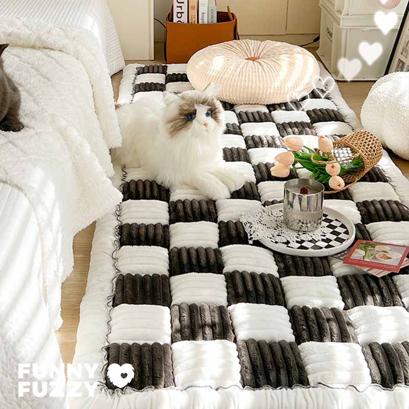Cream-Coloured Large Plaid Square Pet Carpet Bed Sofa Cover