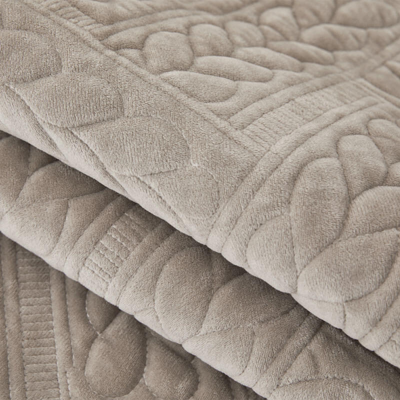 Warm Crystal Velvet Wheat Embroidery Non-Slip Sofa Cover