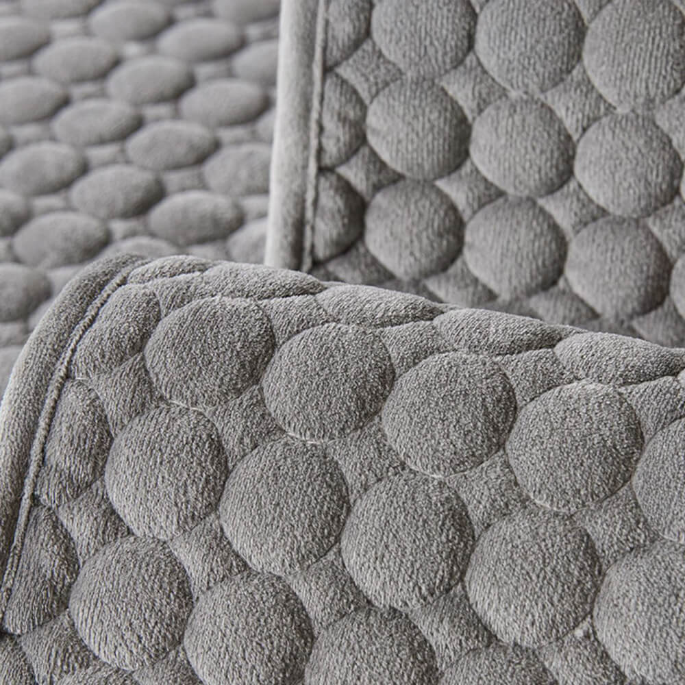 Round Quilted Suede Moisture-Absorbent Breathable Non-Slip Sofa Cover