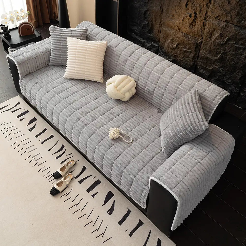 One-Piece Cosy Flannel Sofa Protection Non-Slip Sofa Cover