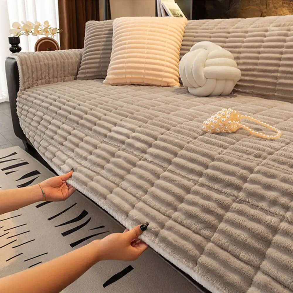 One-Piece Cosy Flannel Sofa Protection Non-Slip Sofa Cover